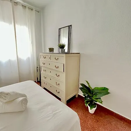 Vera Apartment, Acogedor Y Tranquilo En El Corazon De La Ciudad