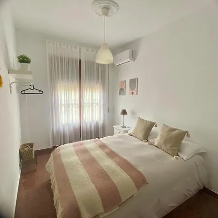 Vera Apartment, Acogedor Y Tranquilo En El Corazon De La Ciudad Apartament *